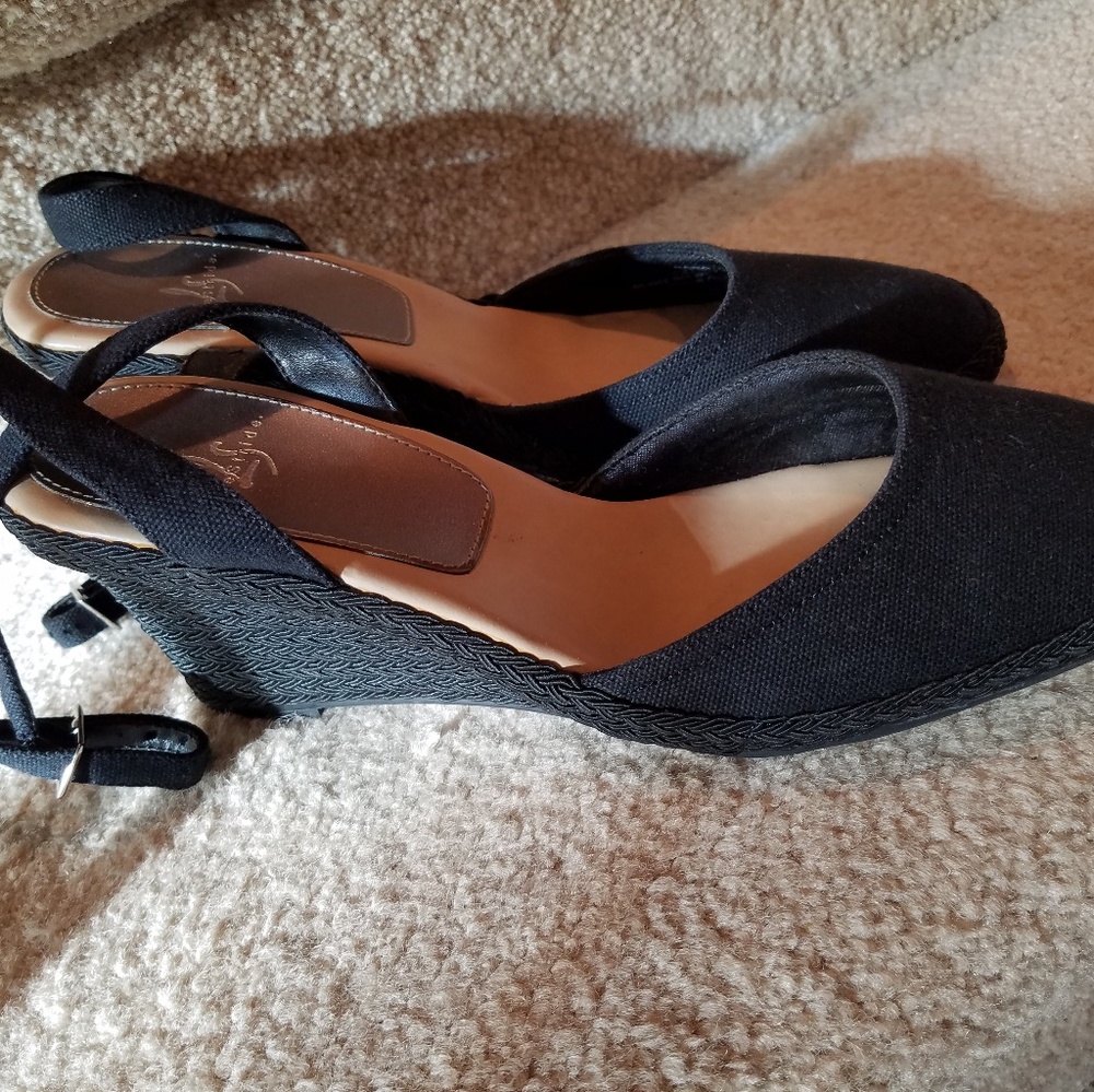 Black Braddock sandal